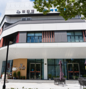 叮咚，Y·CAFE请您领取十月惊喜~